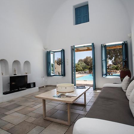Black Rose Beach Suites Períssa Extérieur photo
