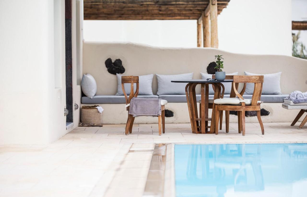 Black Rose Beach Suites Períssa Extérieur photo